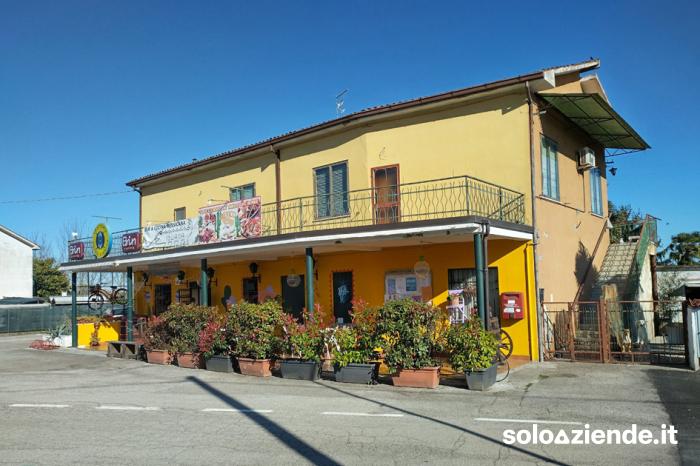 Vendita Locali commerciali e artigianali EDIFICIO CON RISTORANTE E CAMERE POSS. LOCANDA a Meolo (VE)